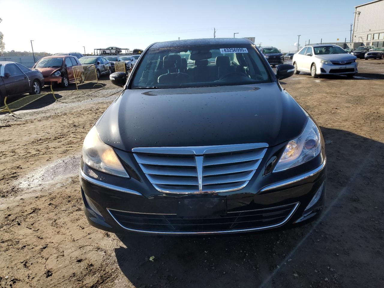 2014 Hyundai Genesis - Image 5