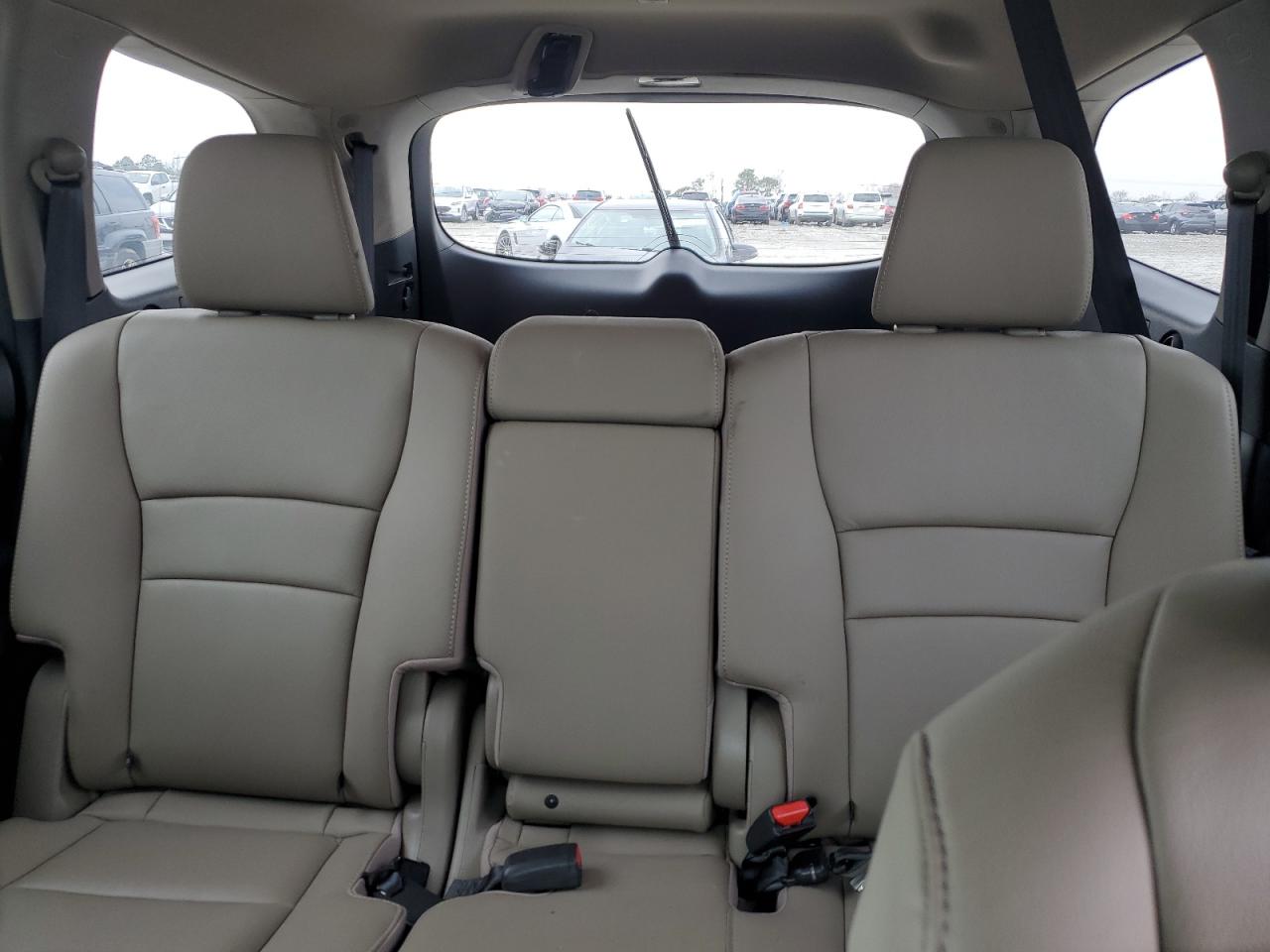 2016 Honda Pilot - Image 10