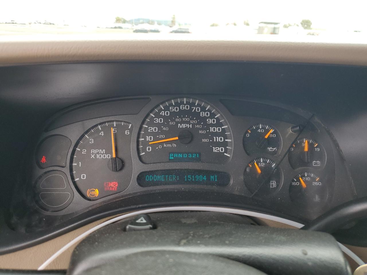 2003 Chevrolet Silverado - Image 9