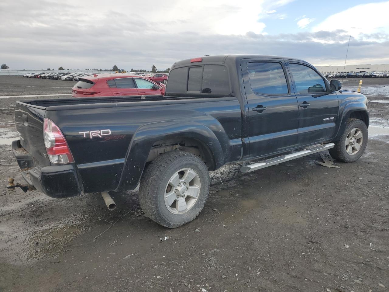 2011 Toyota Tacoma - Image 3