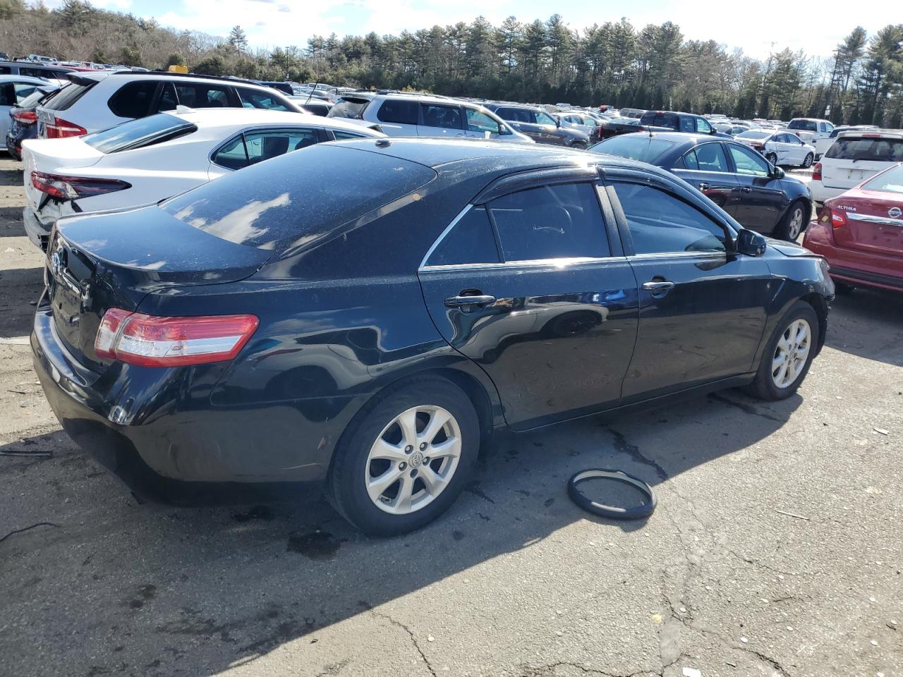 2011 Toyota Camry - Image 3