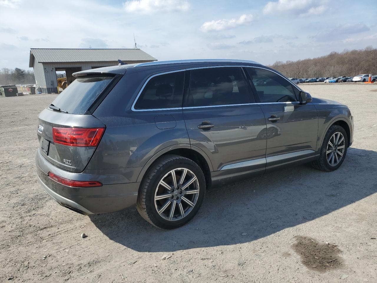 2018 Audi Q7 - Image 3