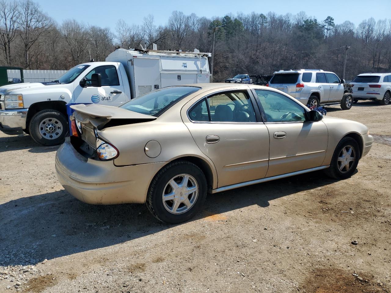 2004 Oldsmobile Alero - Image 3