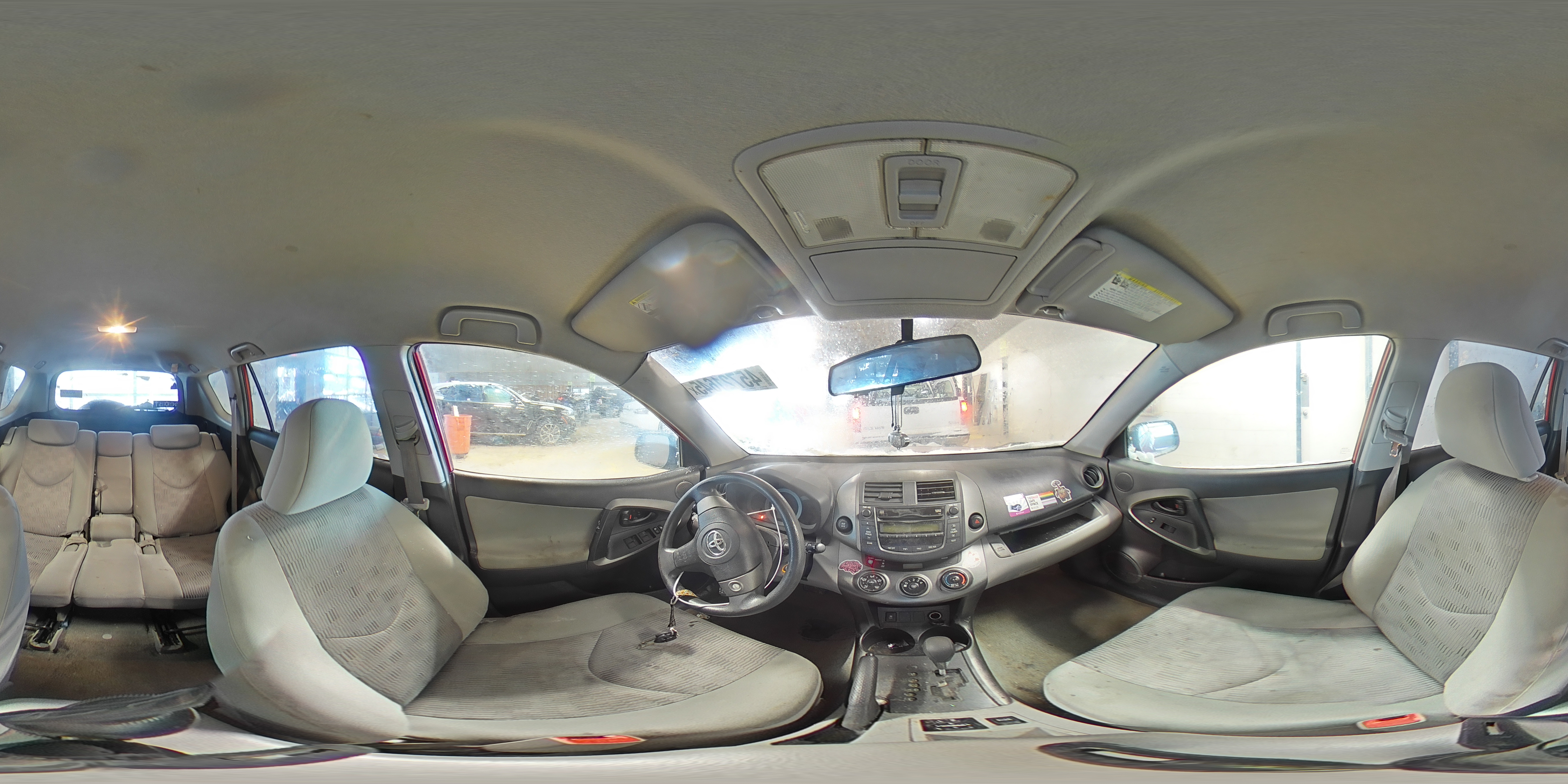 2010 Toyota RAV 4 - Image 13