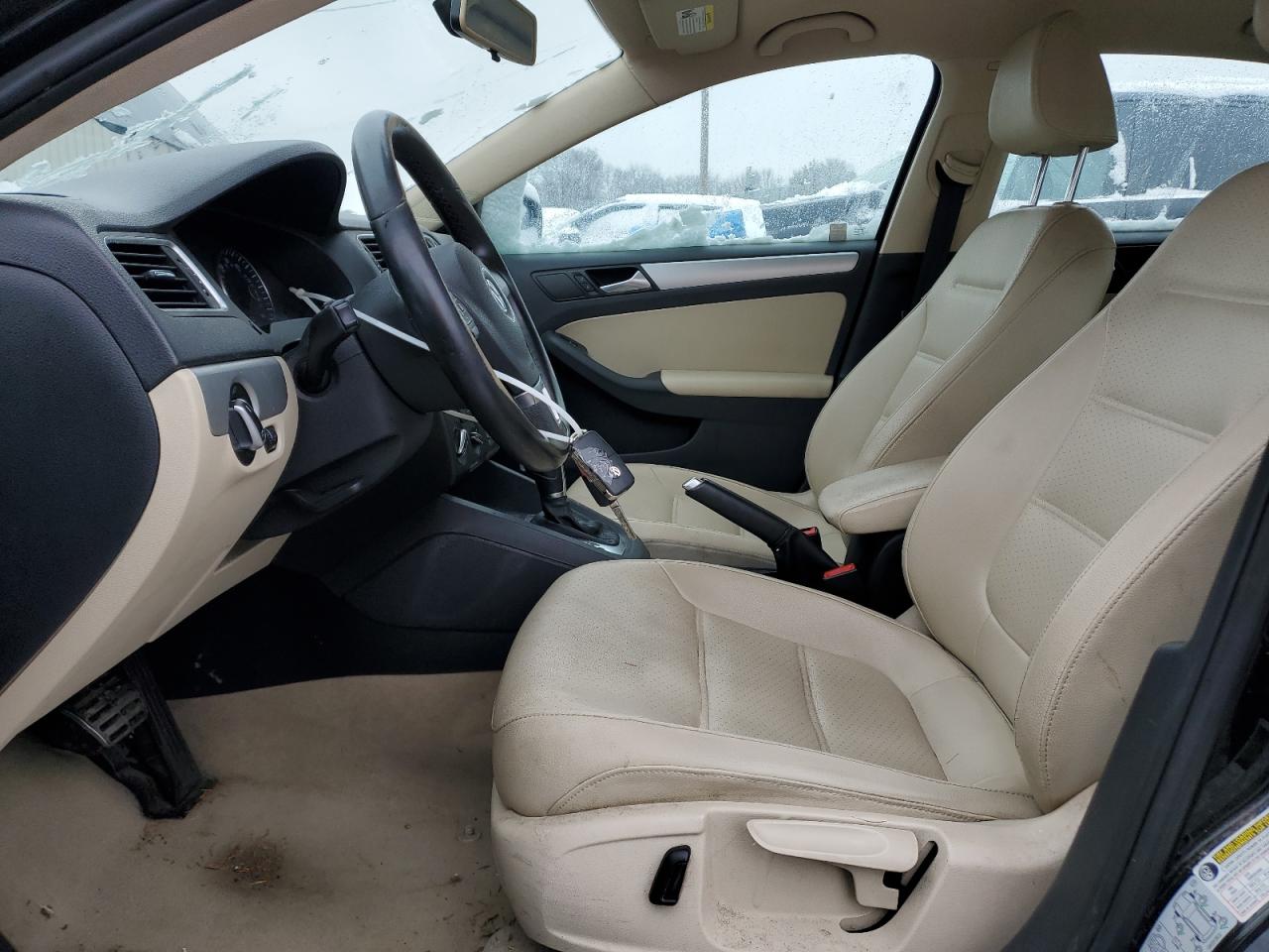 2014 Volkswagen Jetta - Image 7