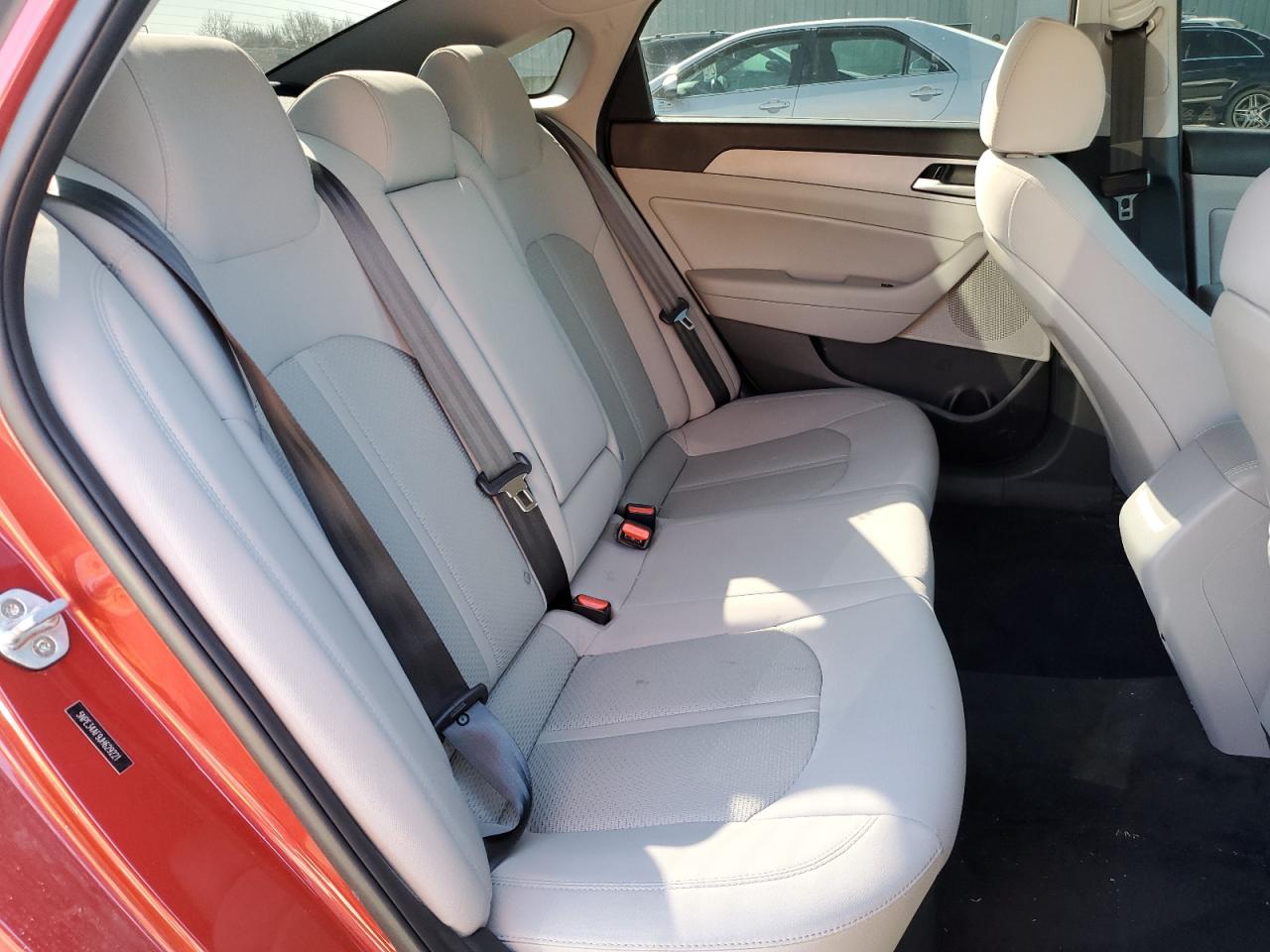 2018 Hyundai Sonata - Image 10