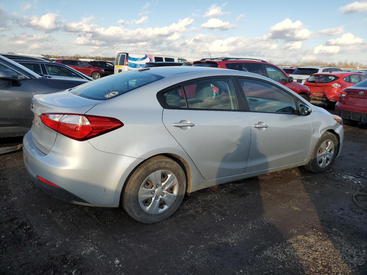 2015 Kia Forte - Image 3