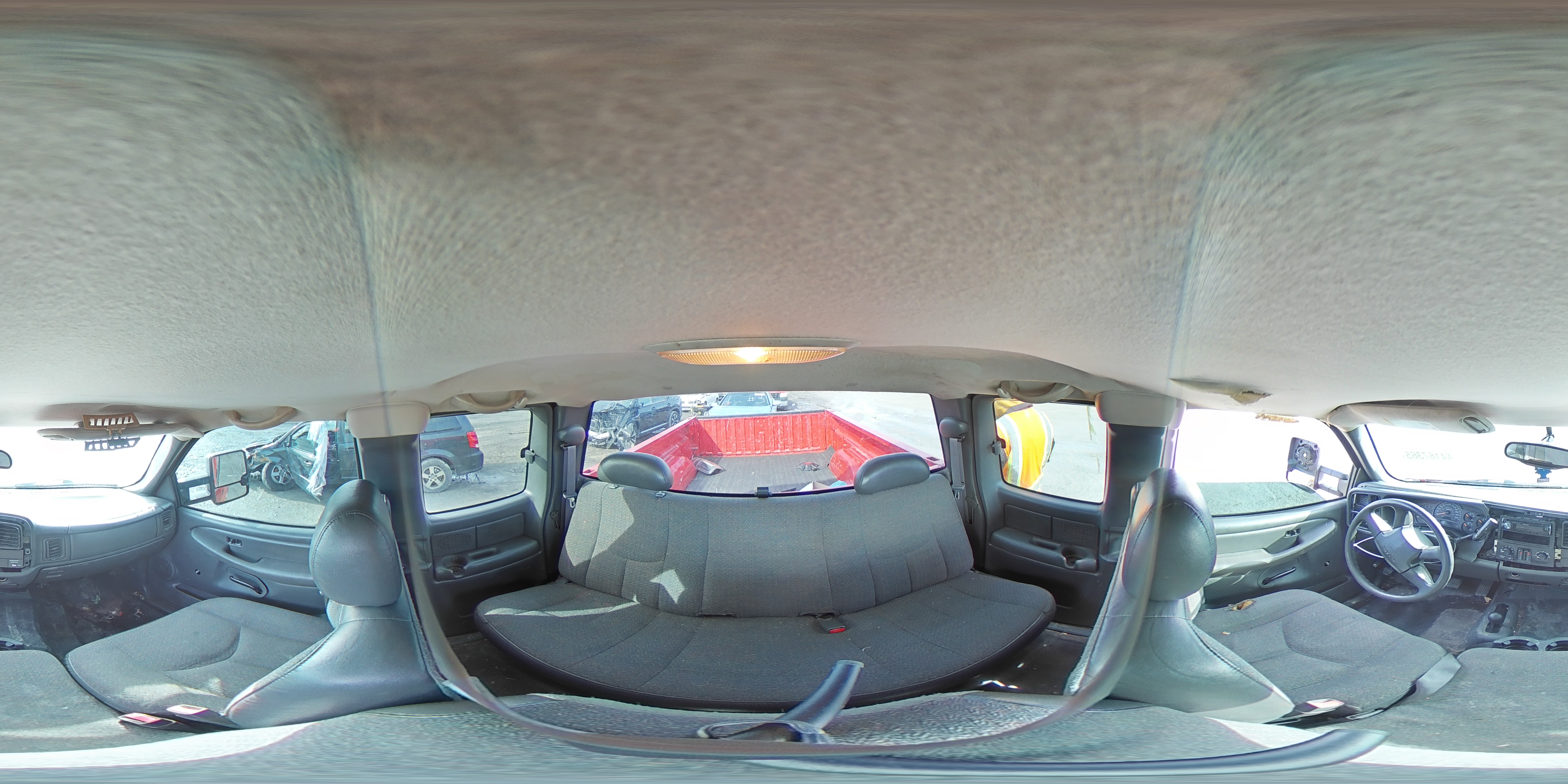 2004 GMC Sierra - Image 12