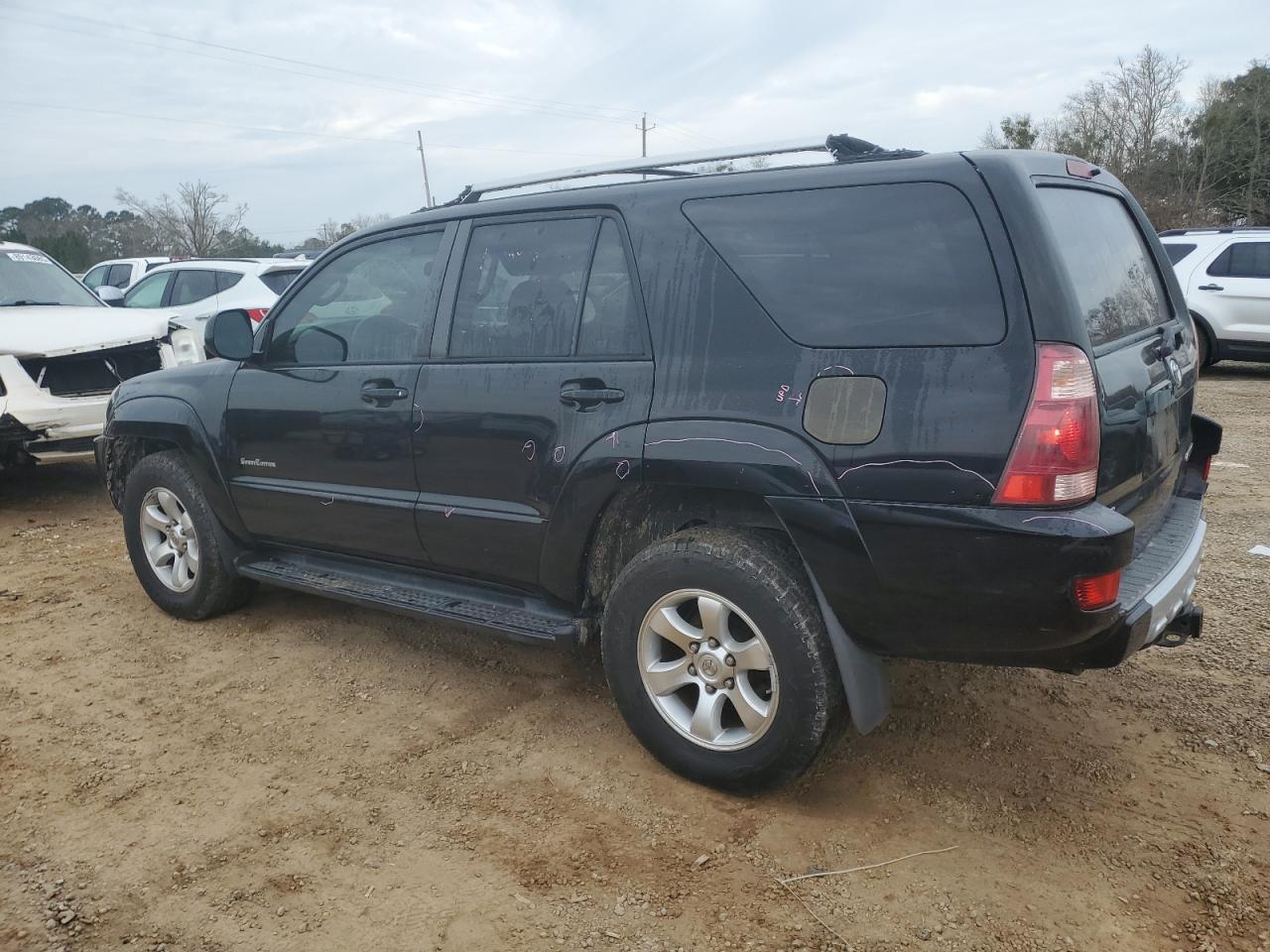 2005 Toyota 4Runner - Image 2