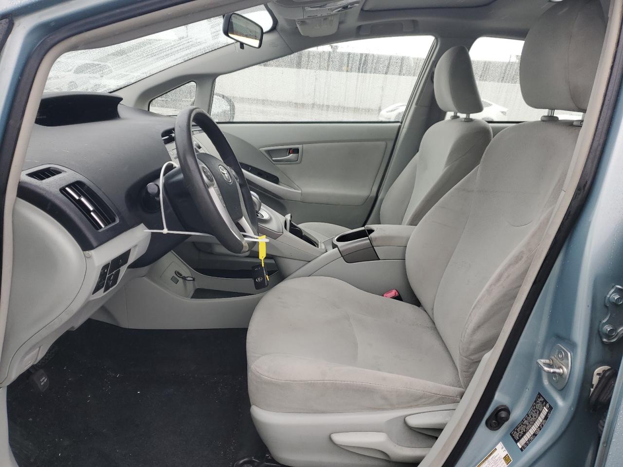 2013 Toyota Prius - Image 7
