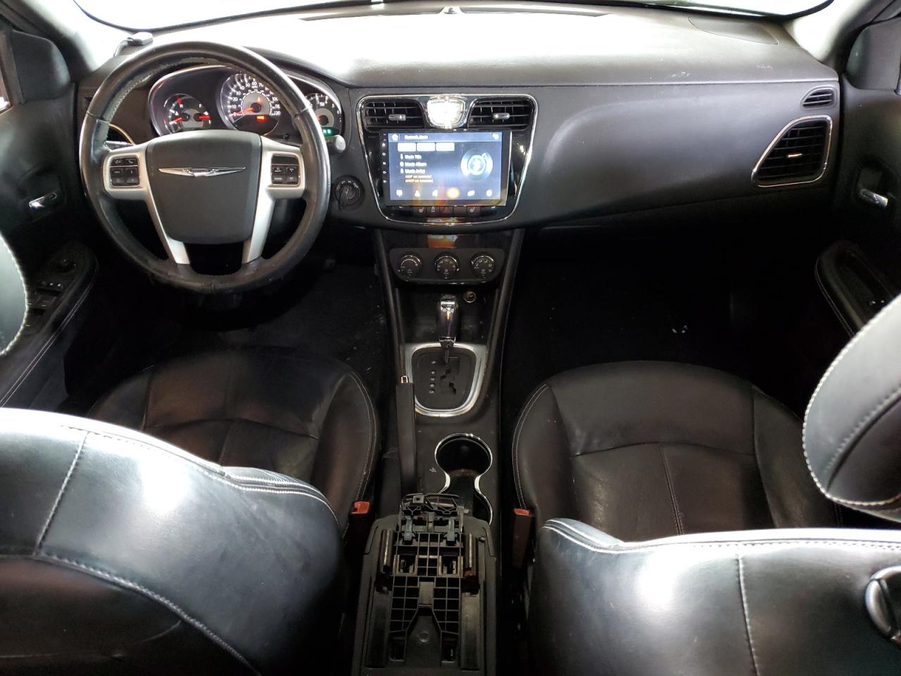 2011 Chrysler 200 - Image 8
