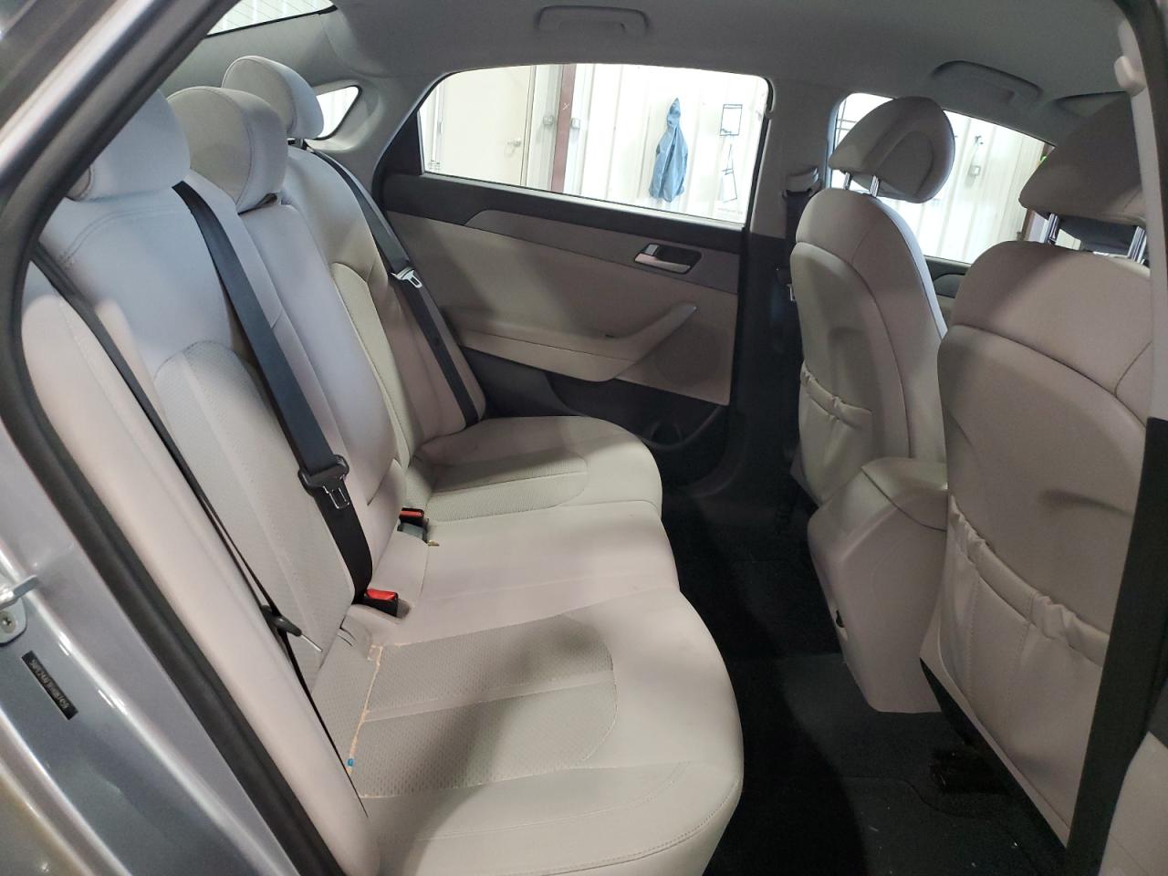 2015 Hyundai Sonata - Image 10