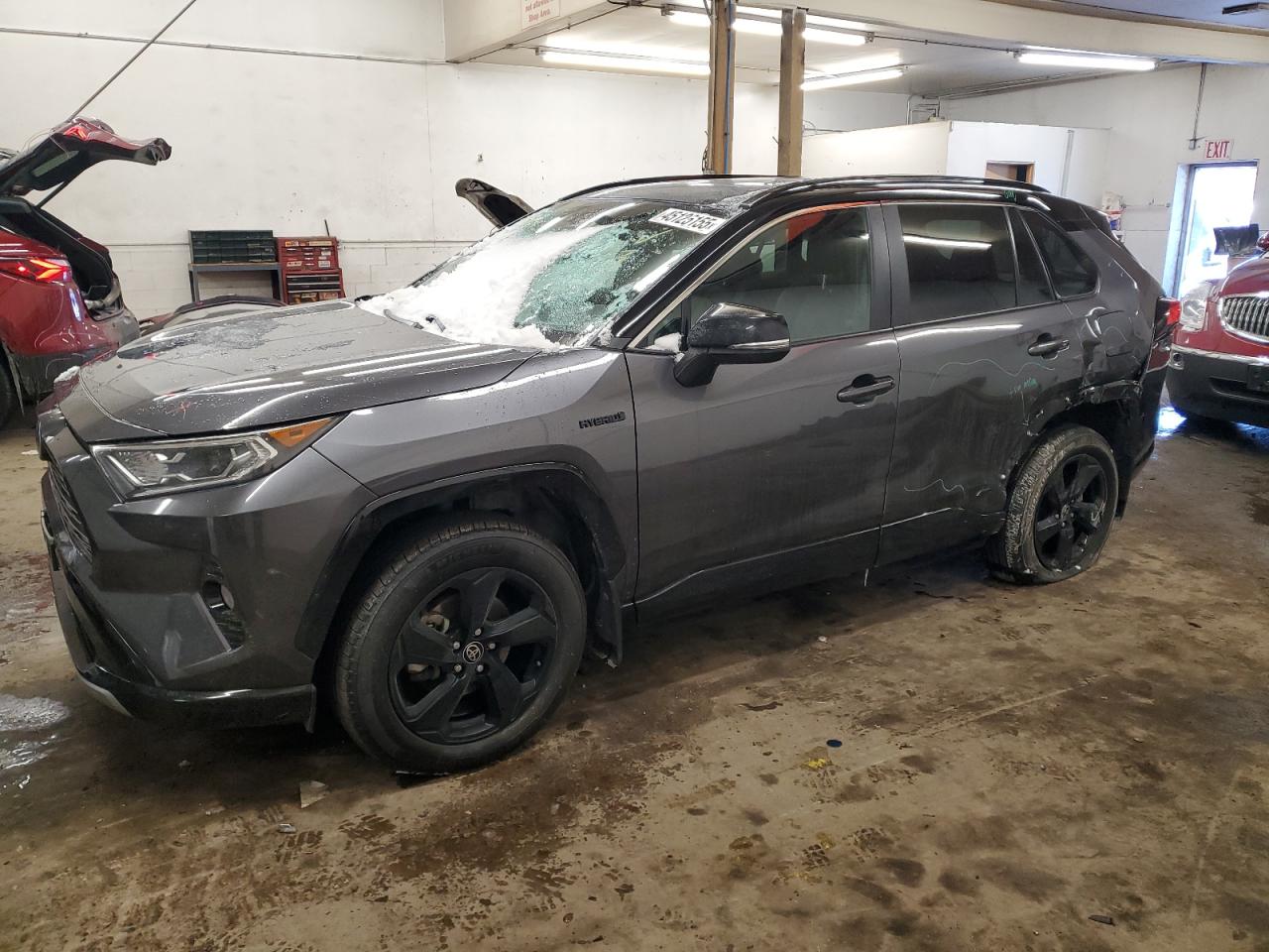 2021 Toyota RAV 4 - Image 1