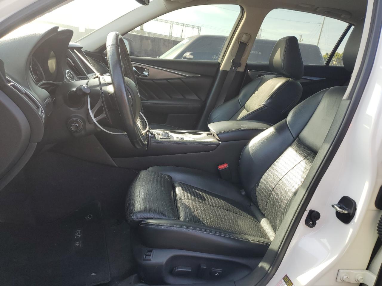 2017 Infiniti Q50 - Image 7
