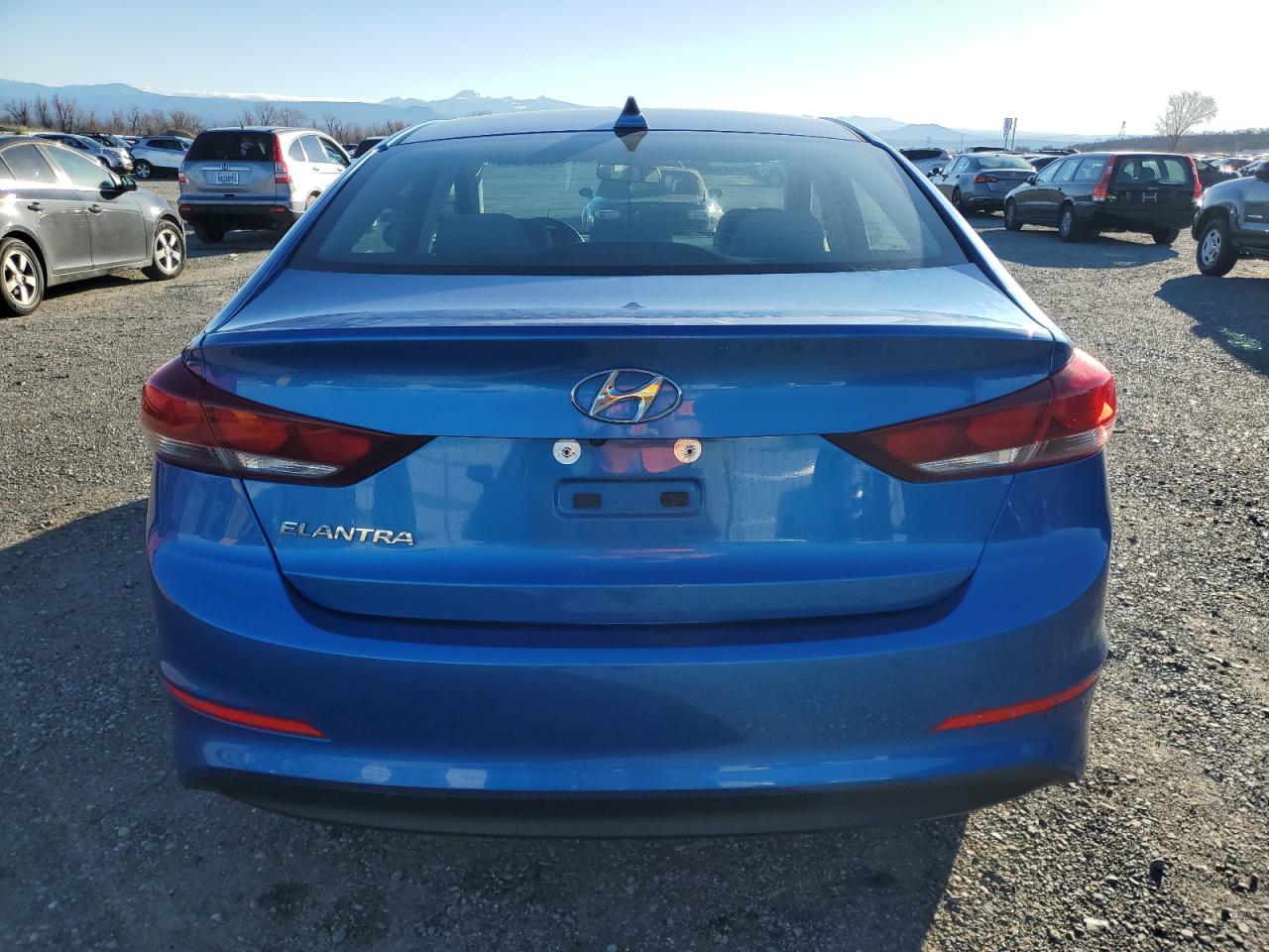2018 Hyundai Elantra - Image 6