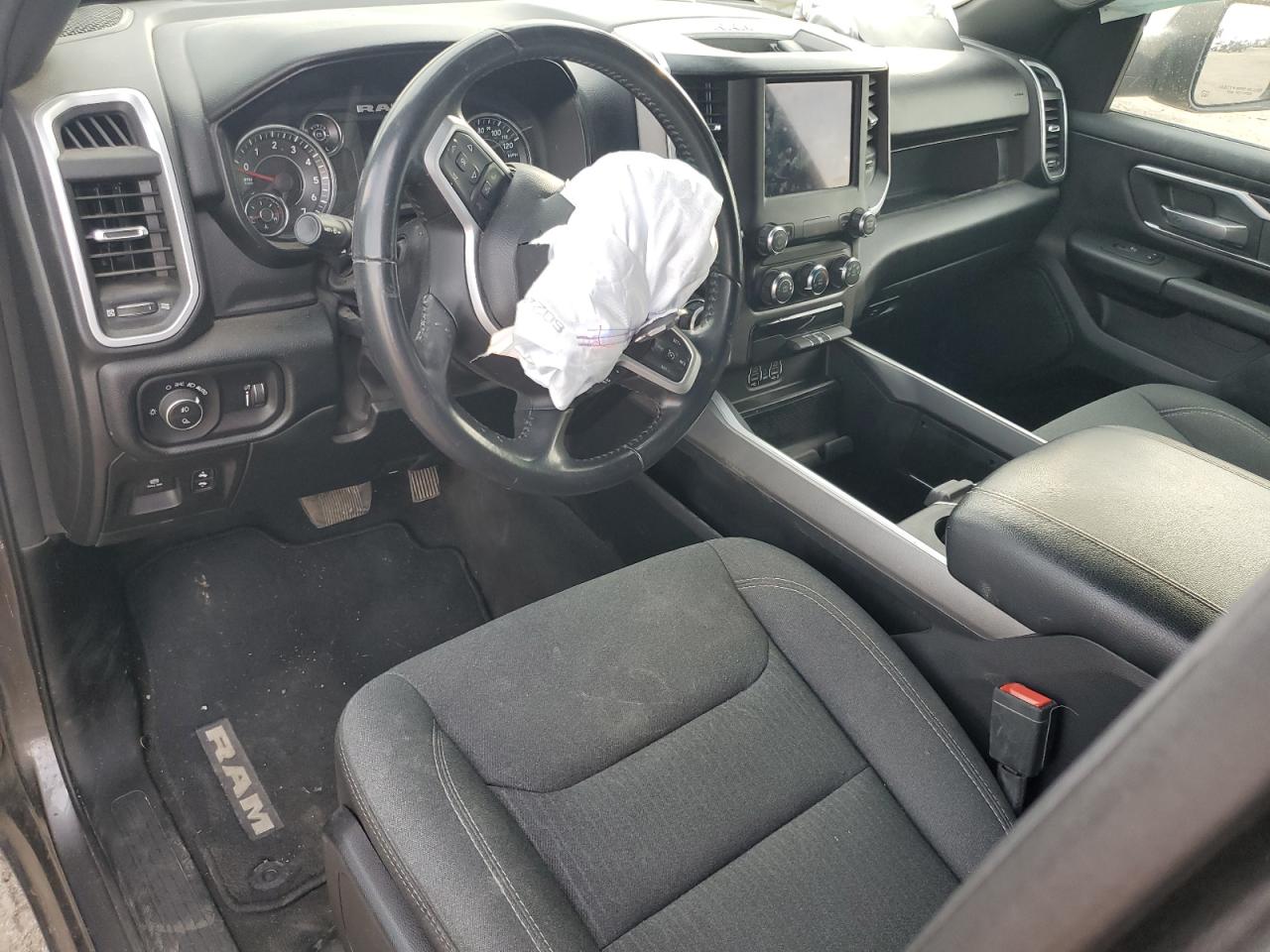 2021 RAM 1500 - Image 8