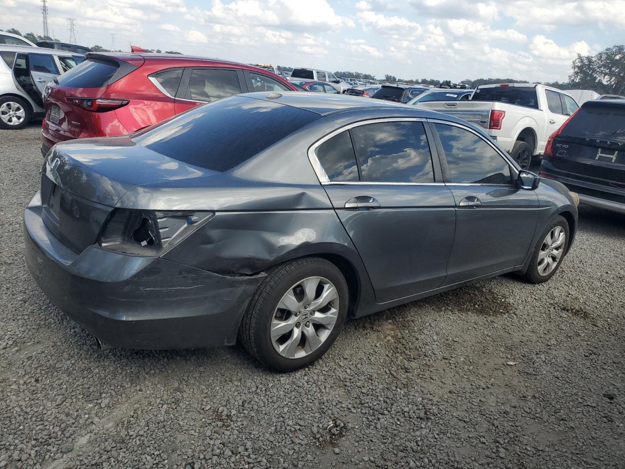 2010 Honda Accord - Image 3