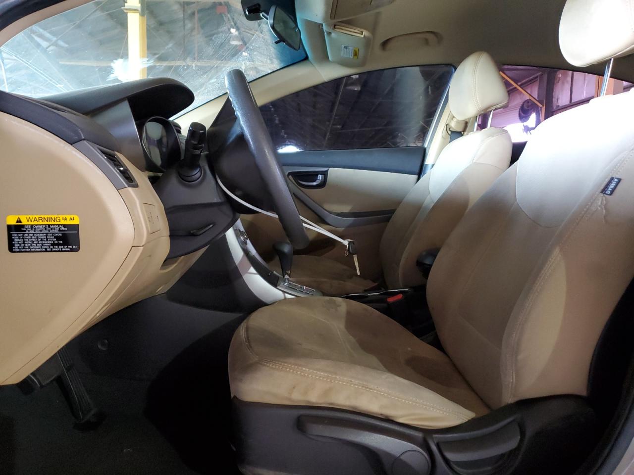2012 Hyundai Elantra - Image 7