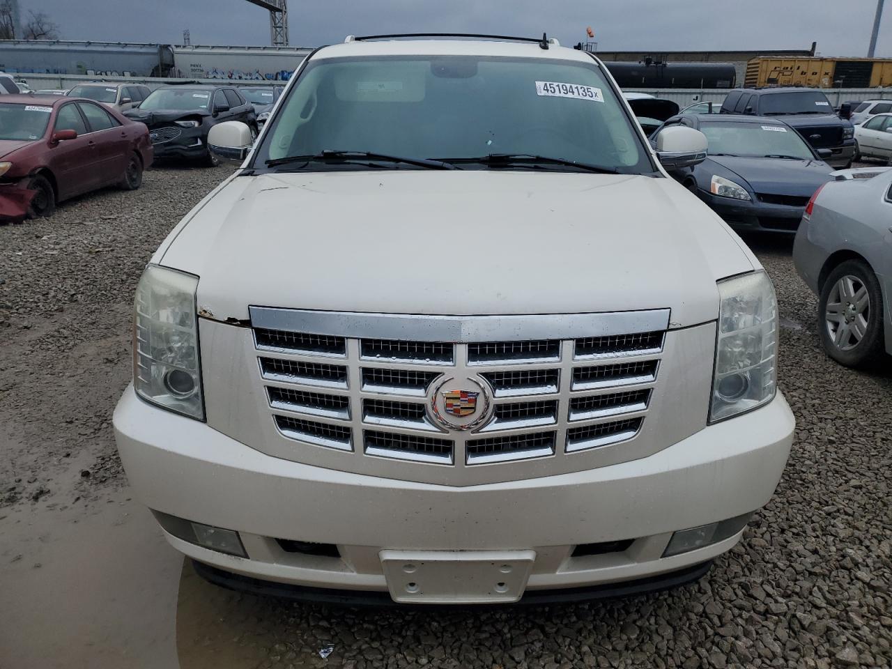 2007 Cadillac Escalade - Image 5