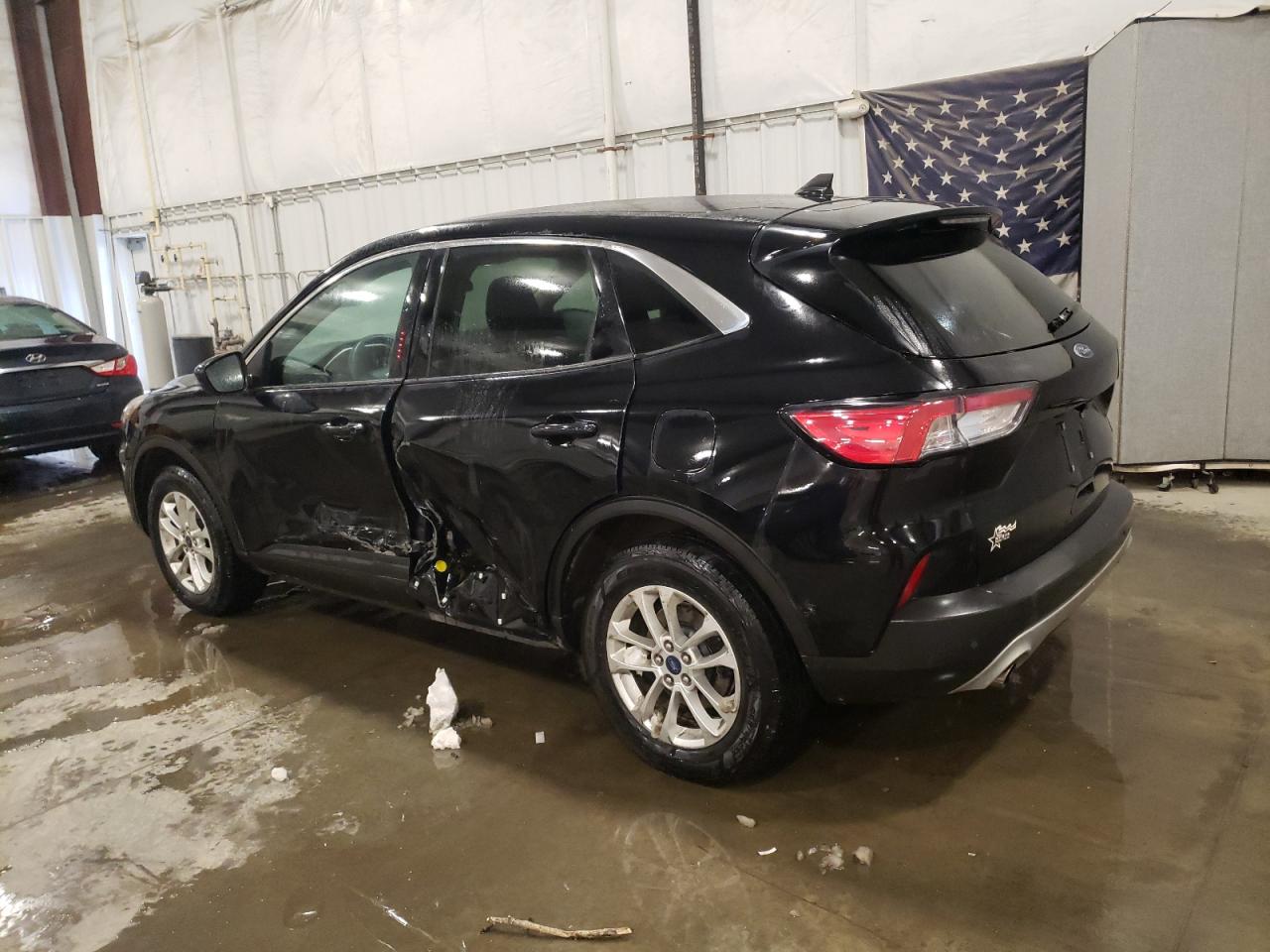 2020 Ford Escape - Image 2