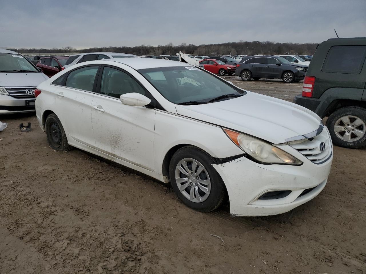 2011 Hyundai Sonata - Image 4
