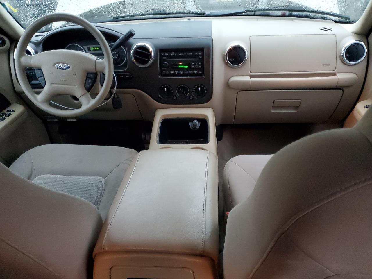 2006 Ford Expedition - Image 8