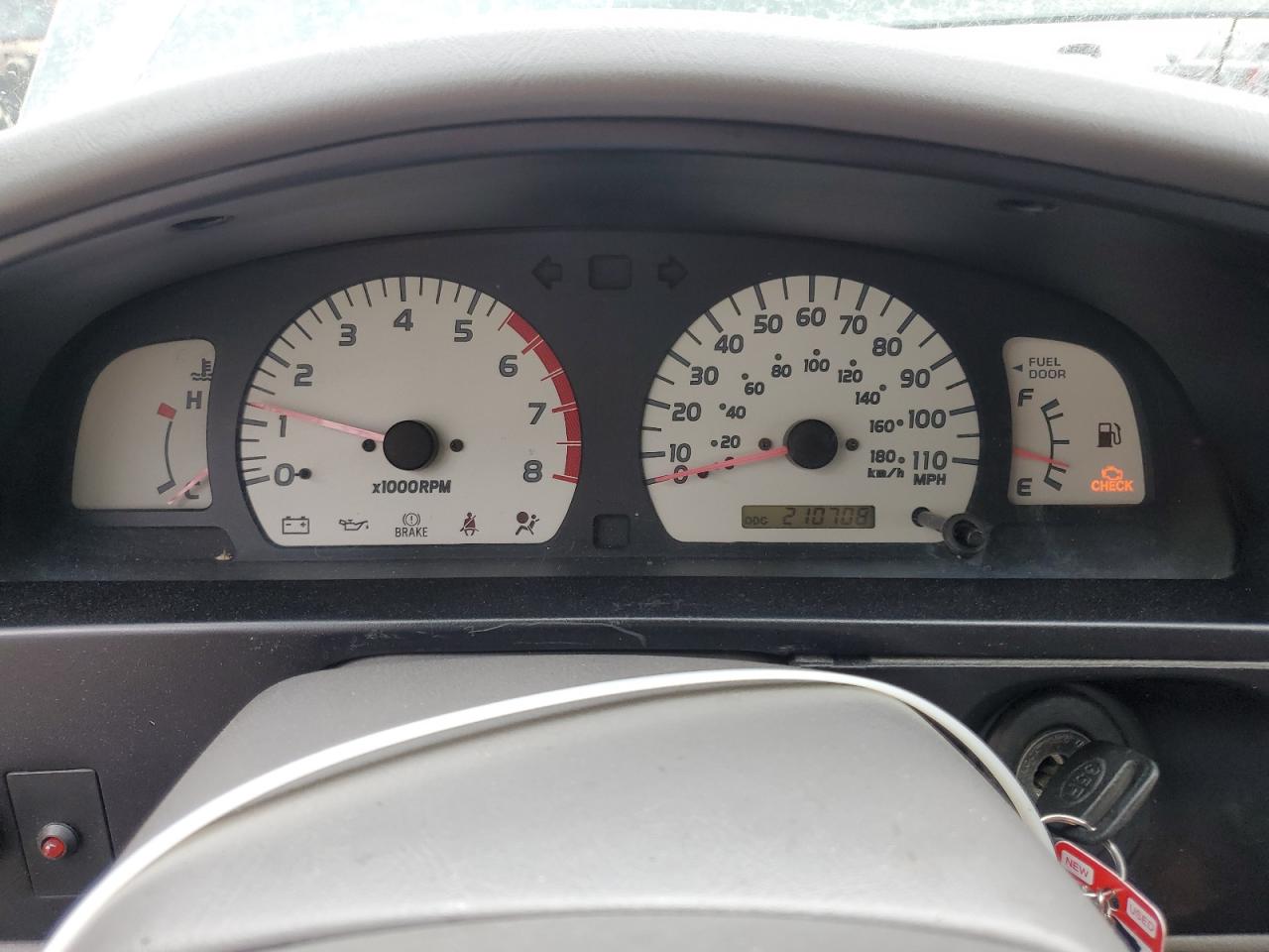 2002 Toyota Tacoma - Image 9