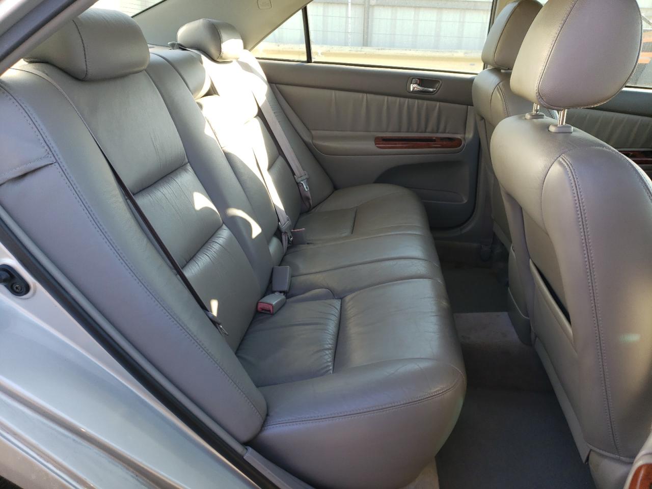 2002 Toyota Camry - Image 11