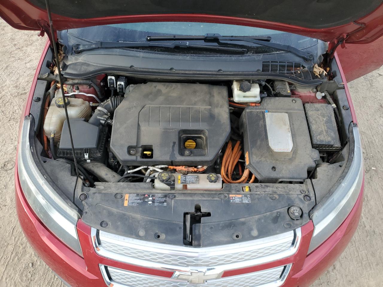 2012 Chevrolet Volt - Image 11