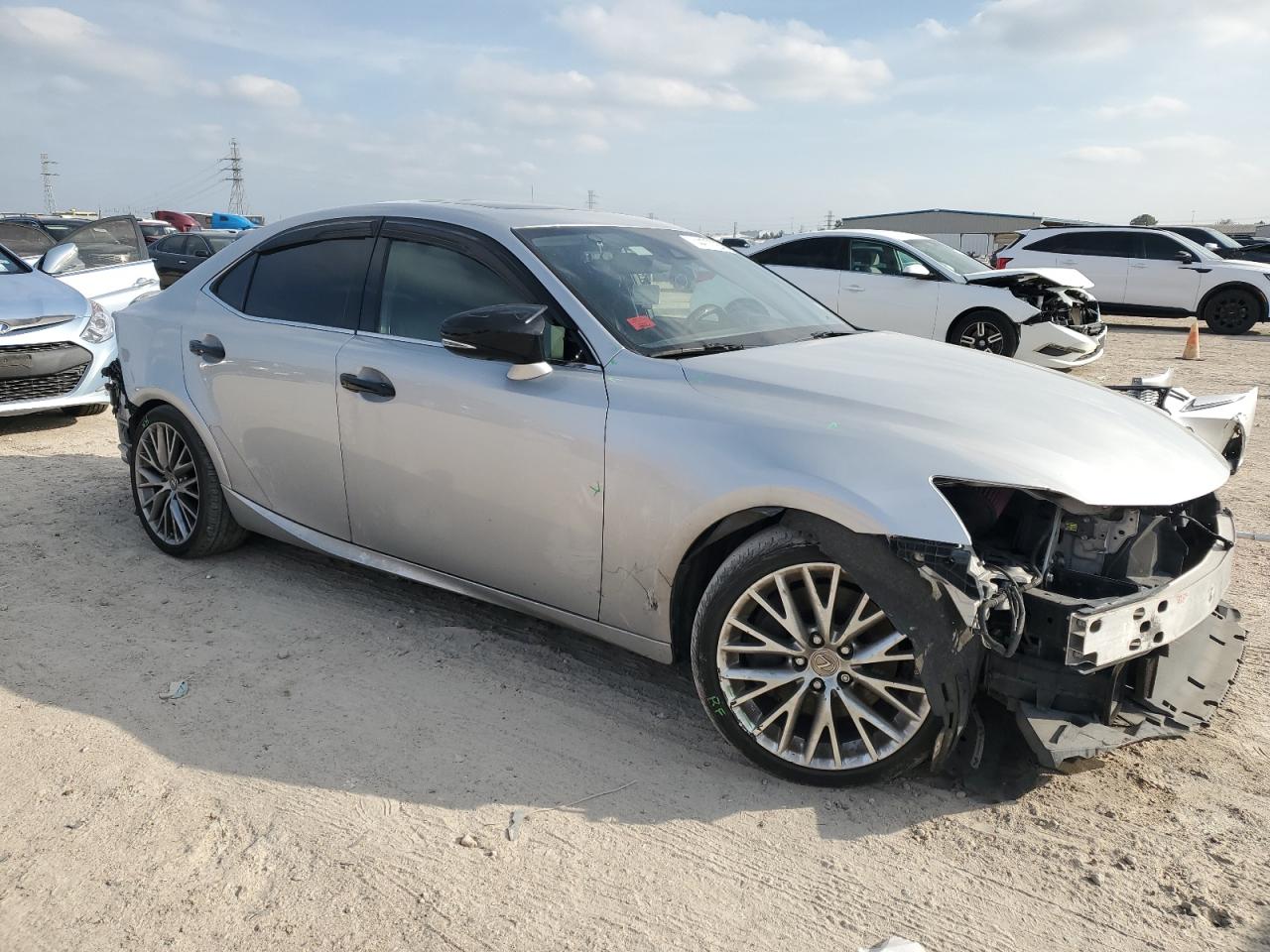 2018 Lexus IS - Image 4
