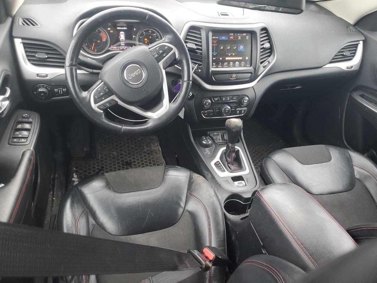 2016 Jeep Cherokee - Image 8