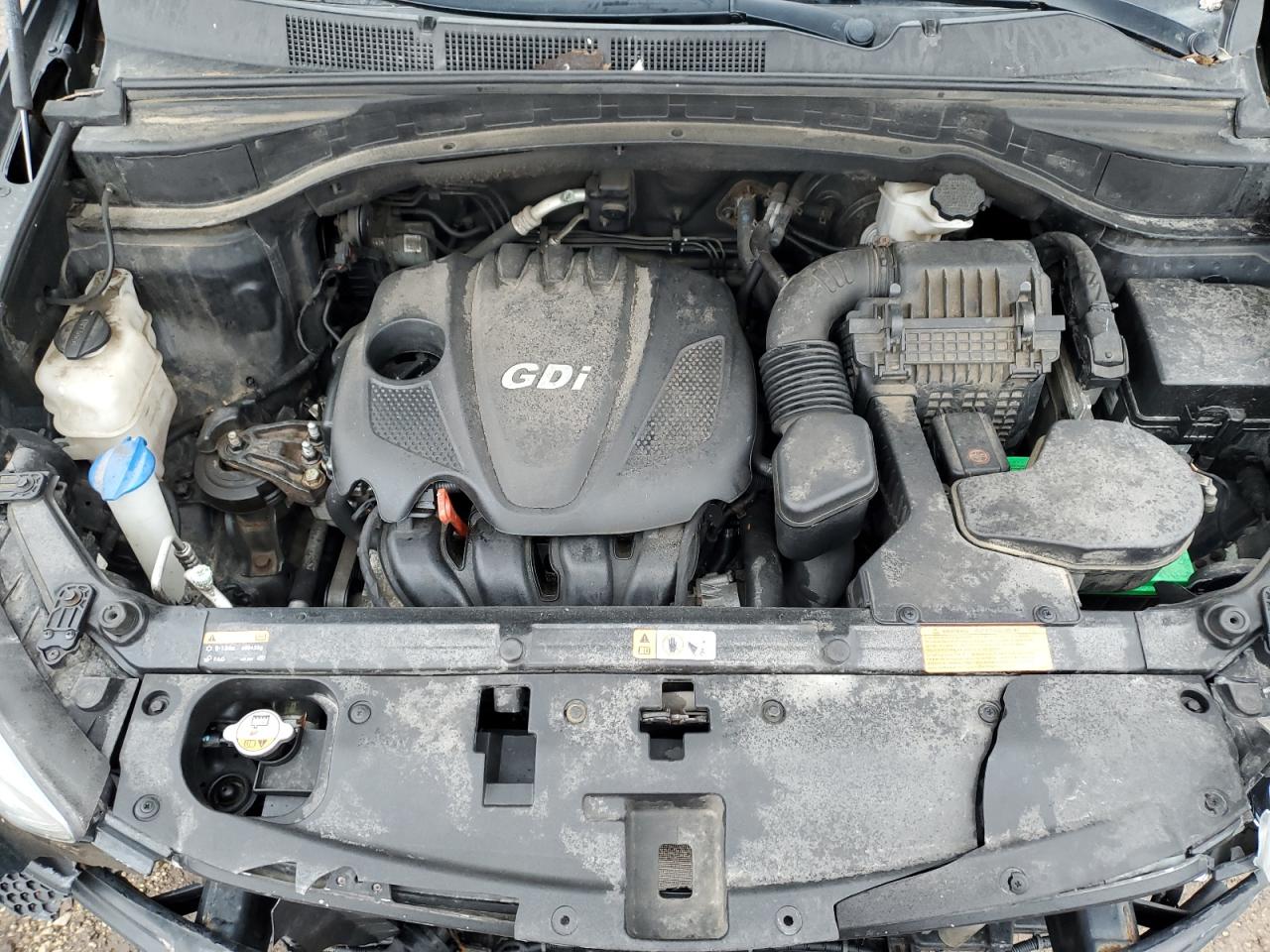 2015 Hyundai Santa Fe - Image 11