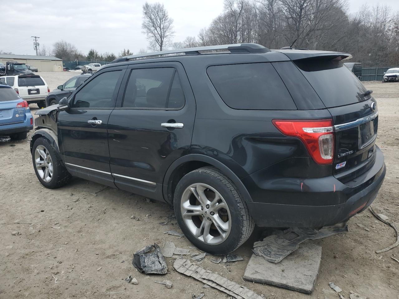 2014 Ford Explorer - Image 2