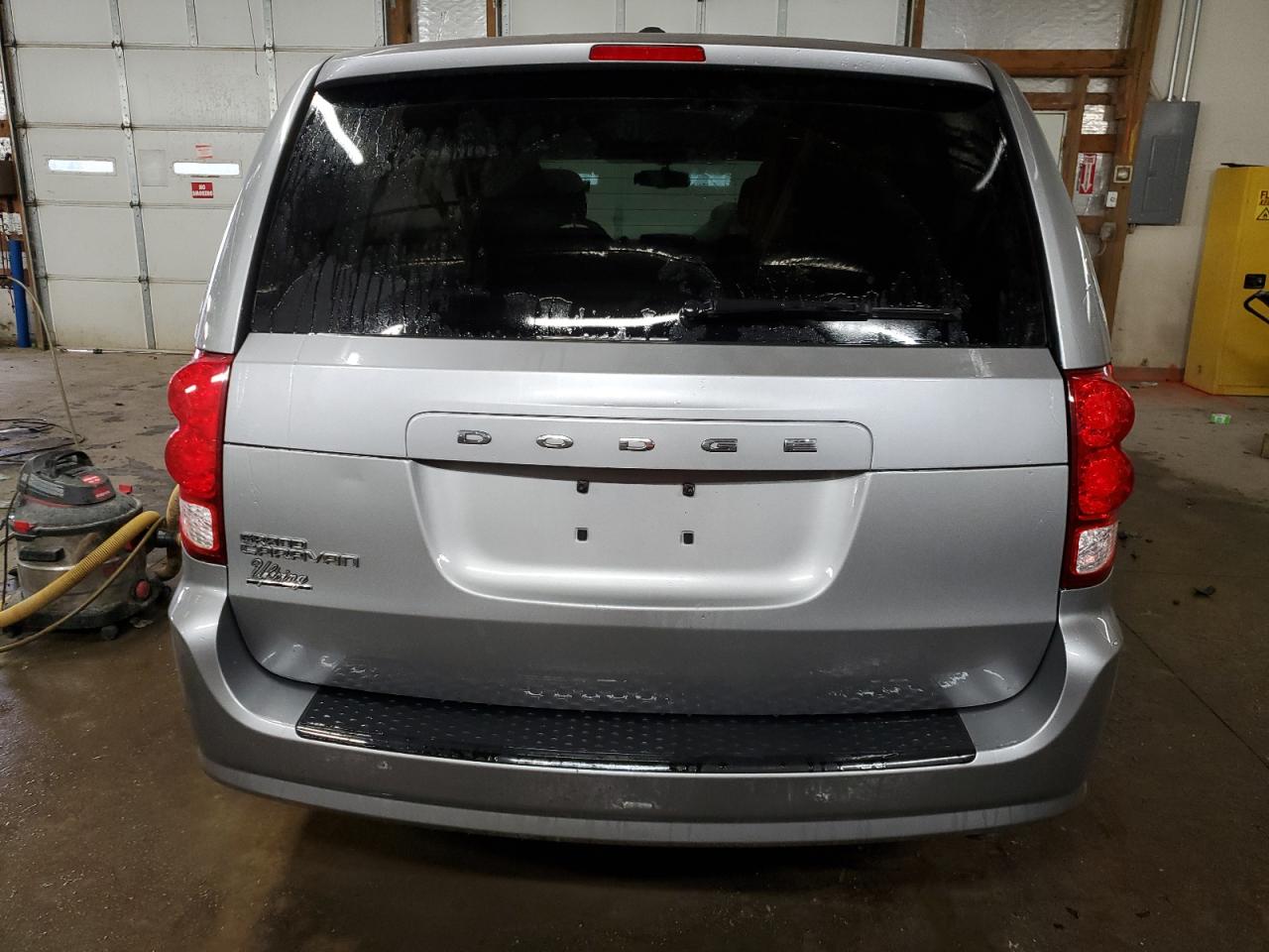 2016 Dodge Caravan - Image 6