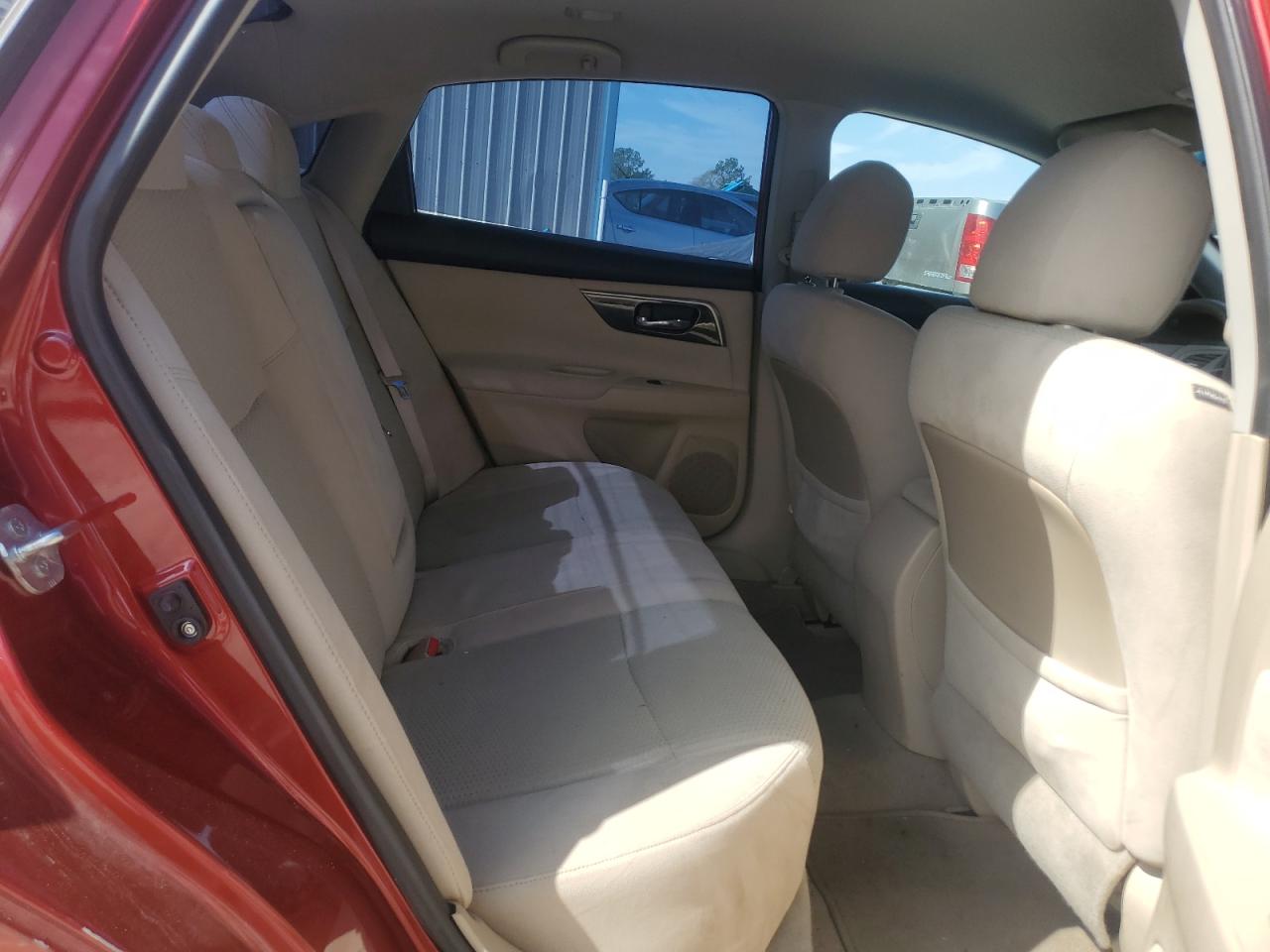 2014 Nissan Altima - Image 10