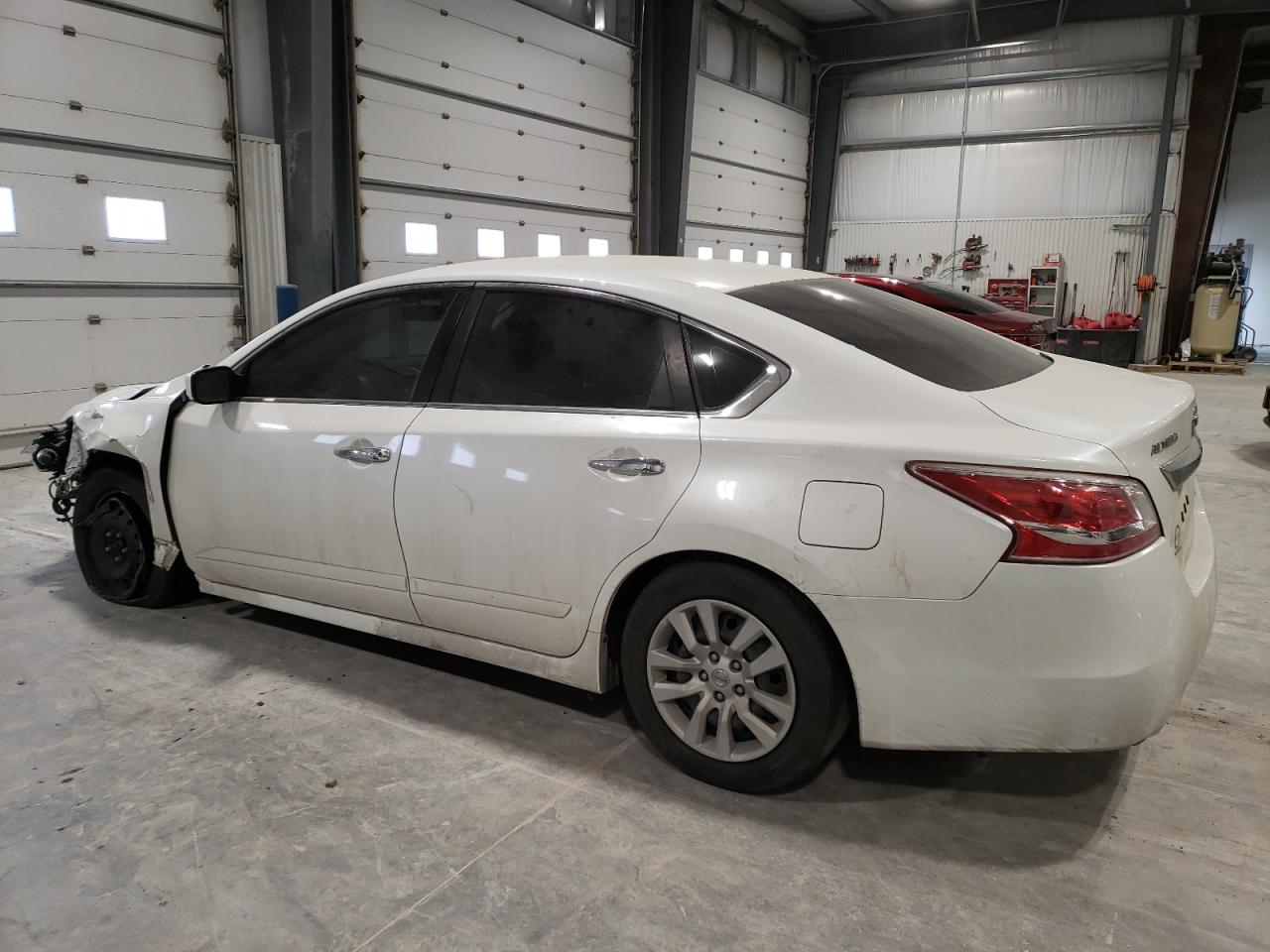 2013 Nissan Altima - Image 2