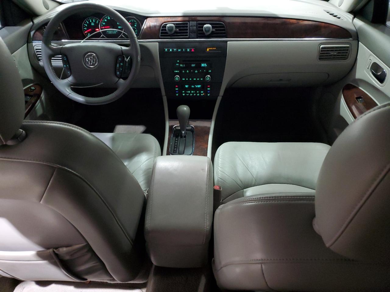 2009 Buick LaCrosse - Image 8