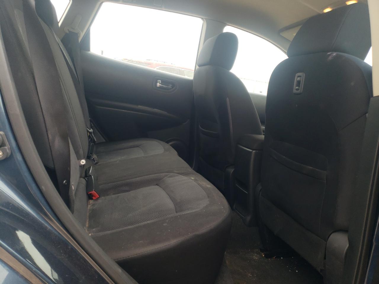 2014 Nissan Rogue - Image 11