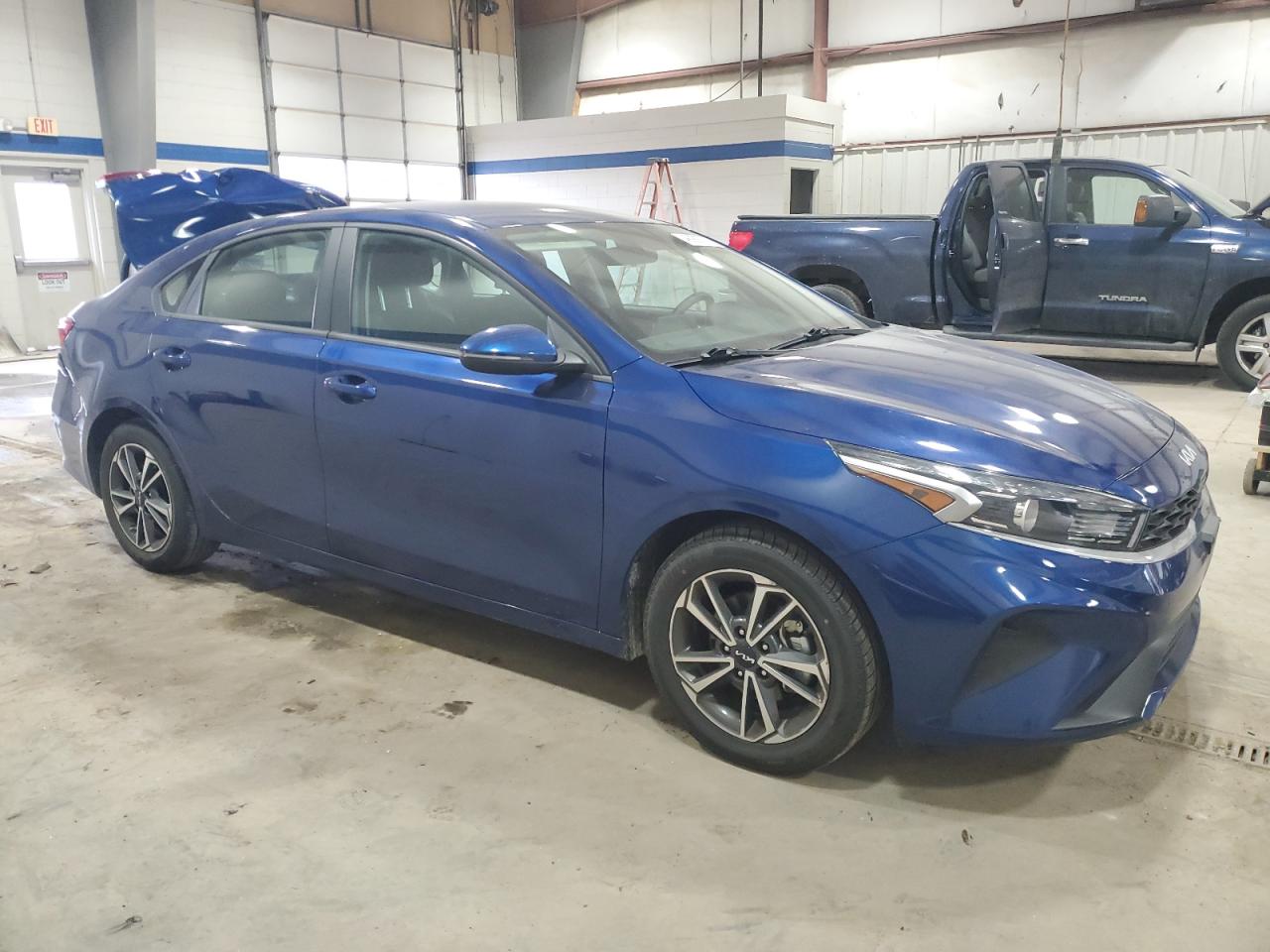2022 Kia Forte - Image 4