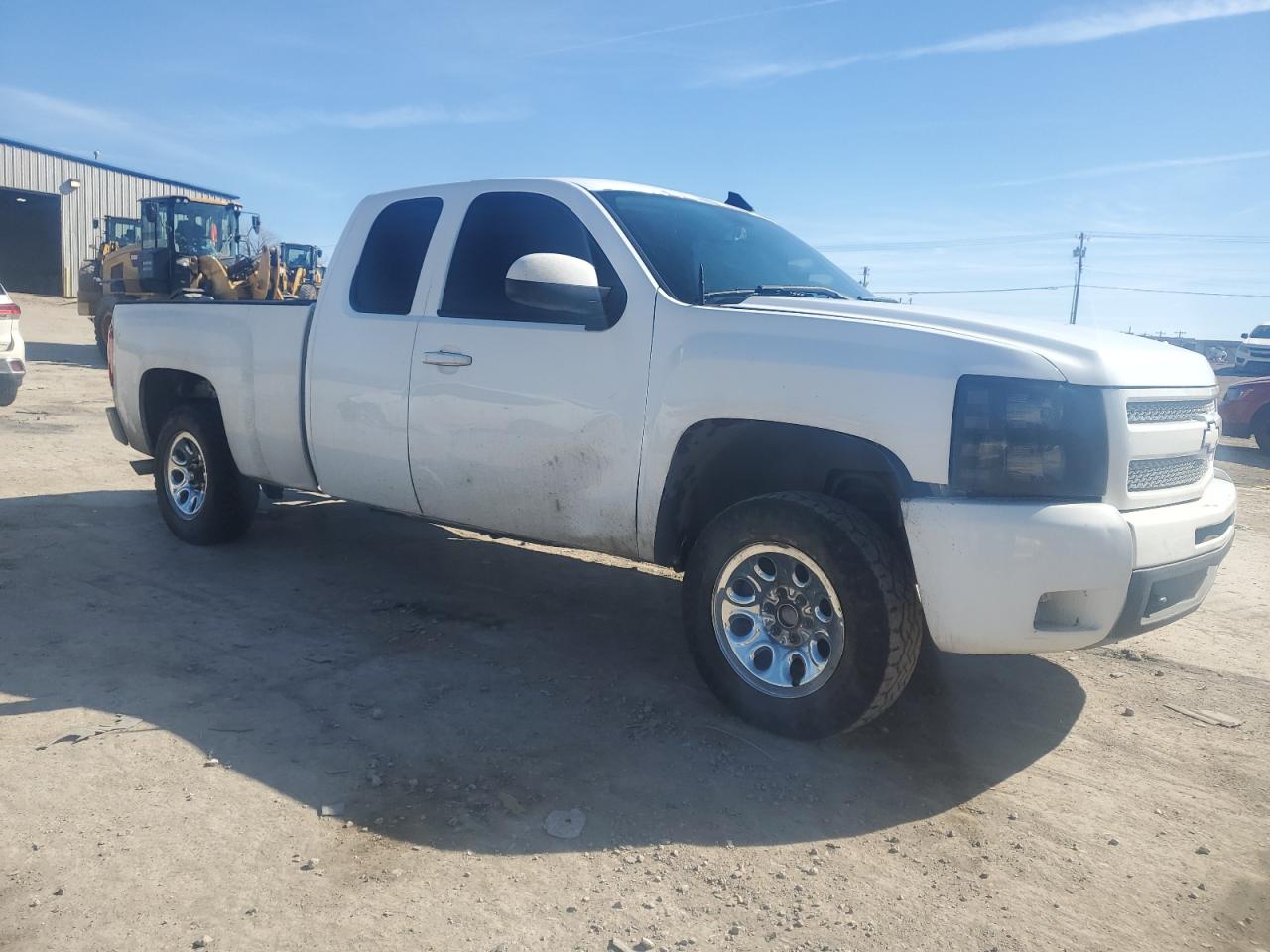 2011 Chevrolet Silverado - Image 4