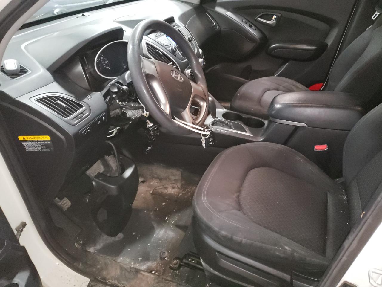 2010 Hyundai Tucson - Image 7