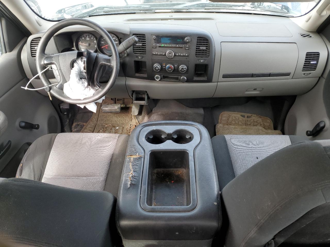2009 Chevrolet Silverado - Image 8