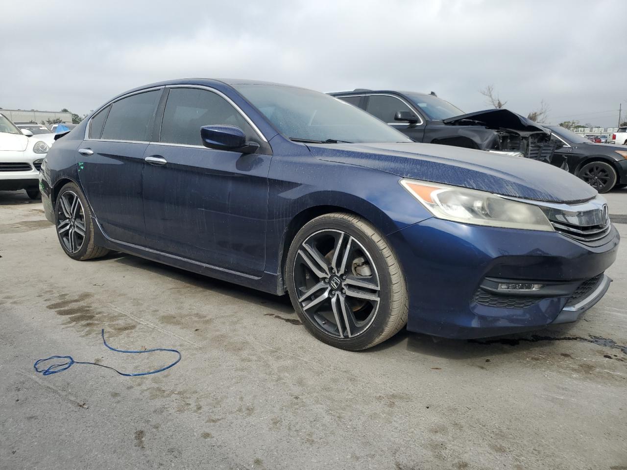 2017 Honda Accord - Image 4