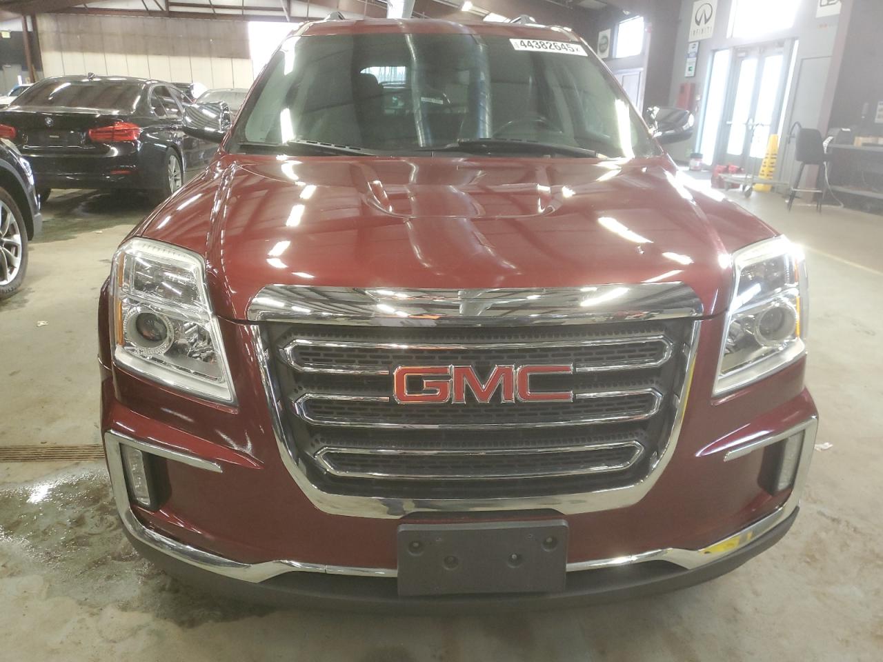 2017 GMC Terrain - Image 5