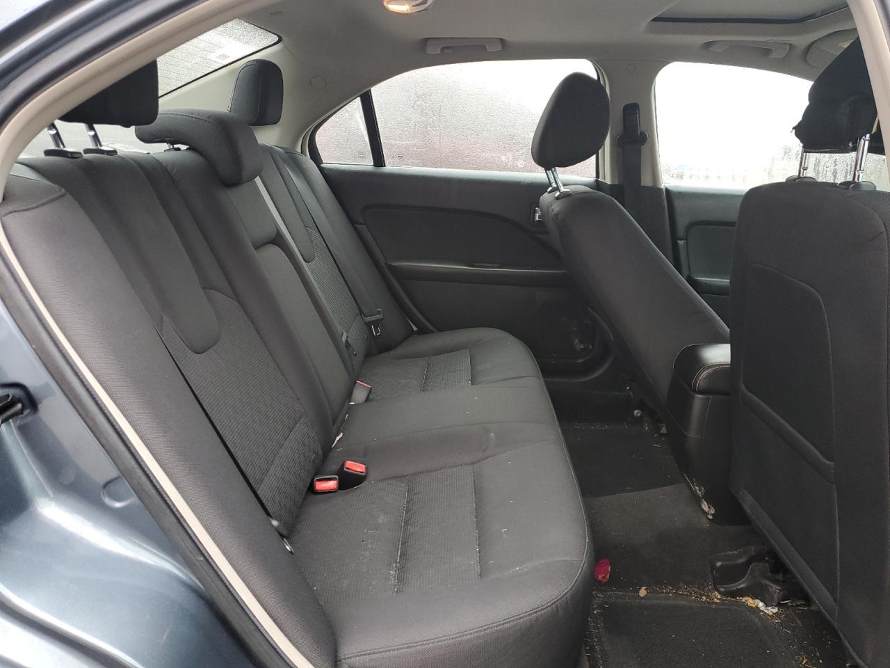 2012 Ford Fusion - Image 11
