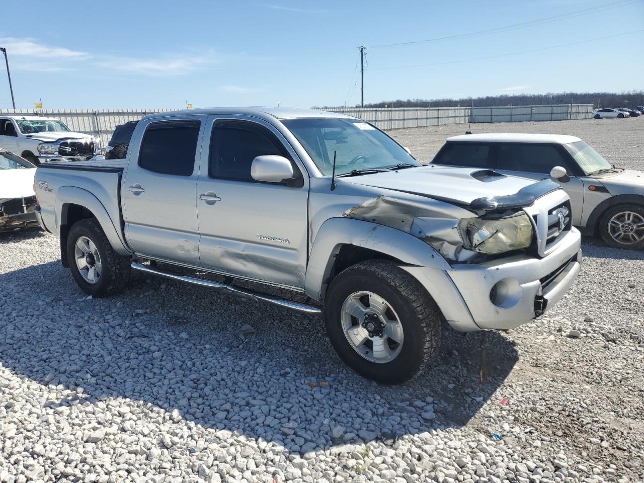 2005 Toyota Tacoma - Image 4