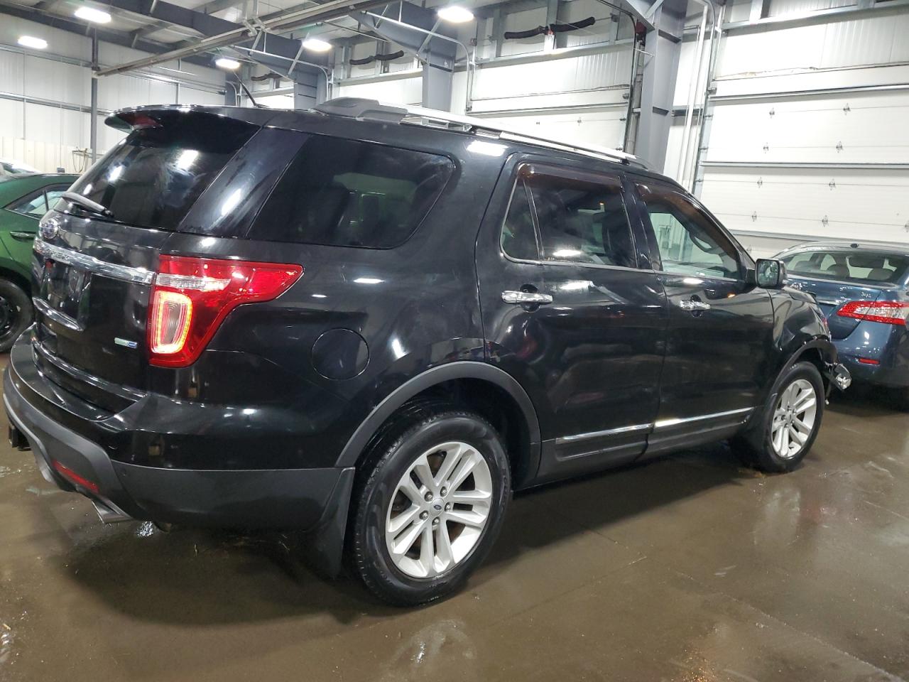 2014 Ford Explorer - Image 3