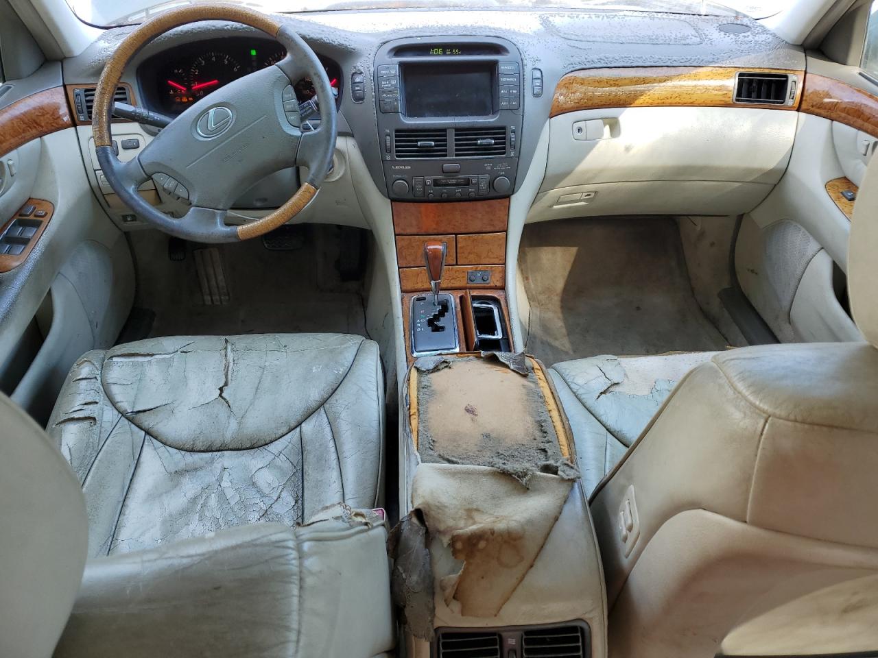 2002 Lexus LS - Image 8