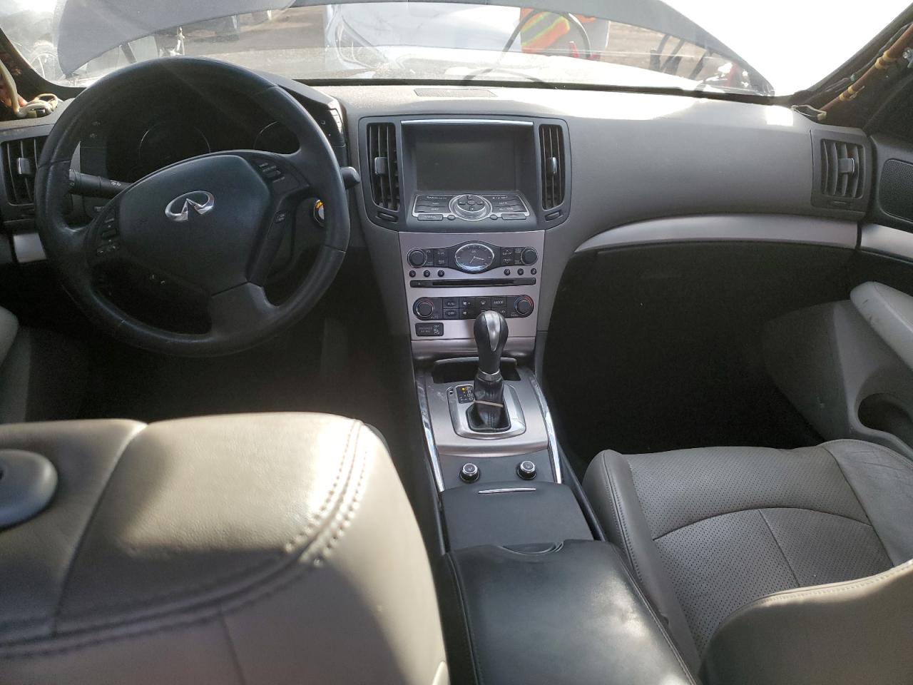 2012 Infiniti G - Image 8
