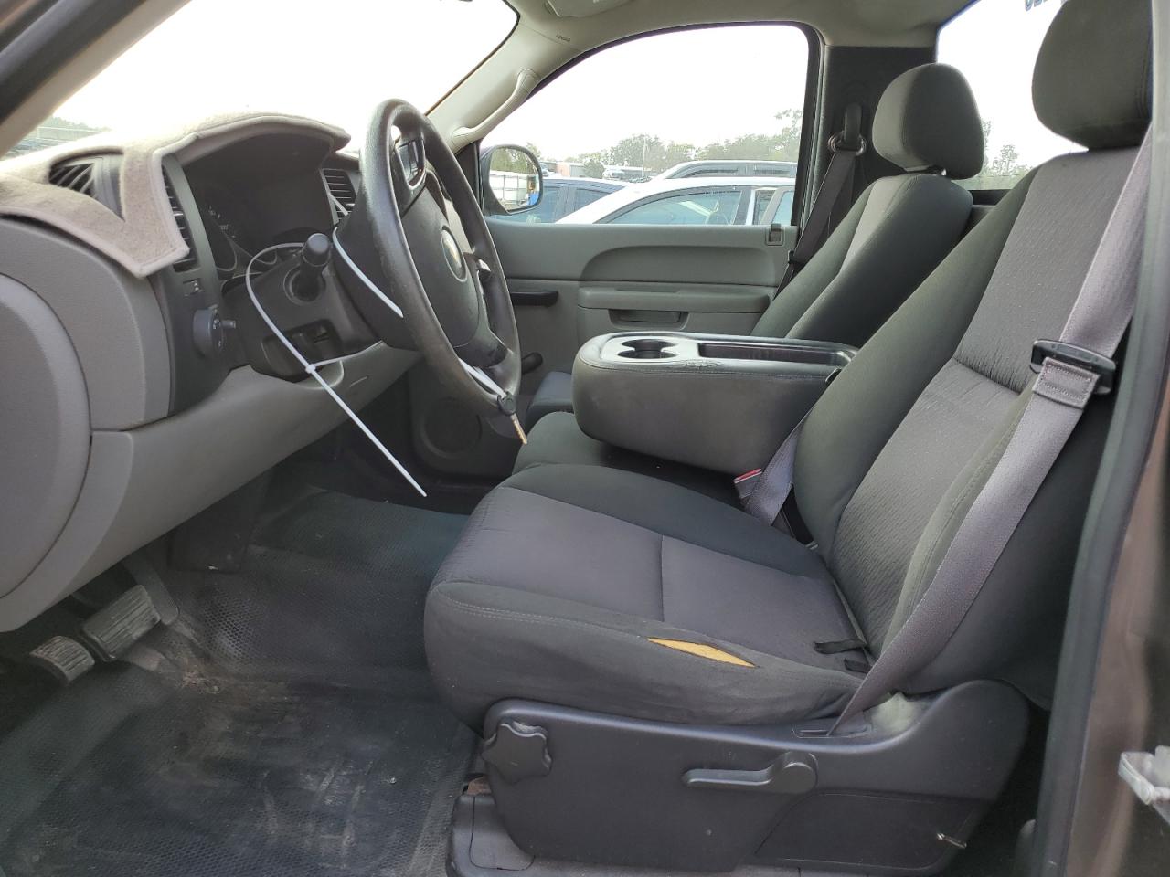 2013 Chevrolet Silverado - Image 7